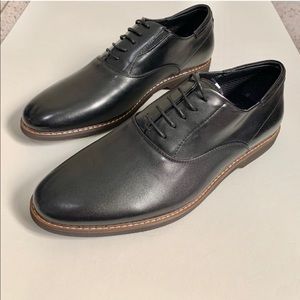 Steve Madden Black Leather Waldorf Laced Shoes